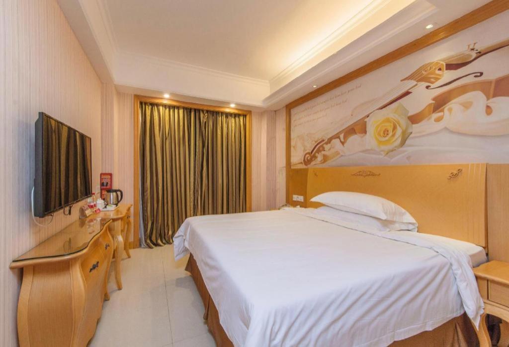 Vienna Classic Hotel Guangdong Yangxi Moon Bay Luaran gambar