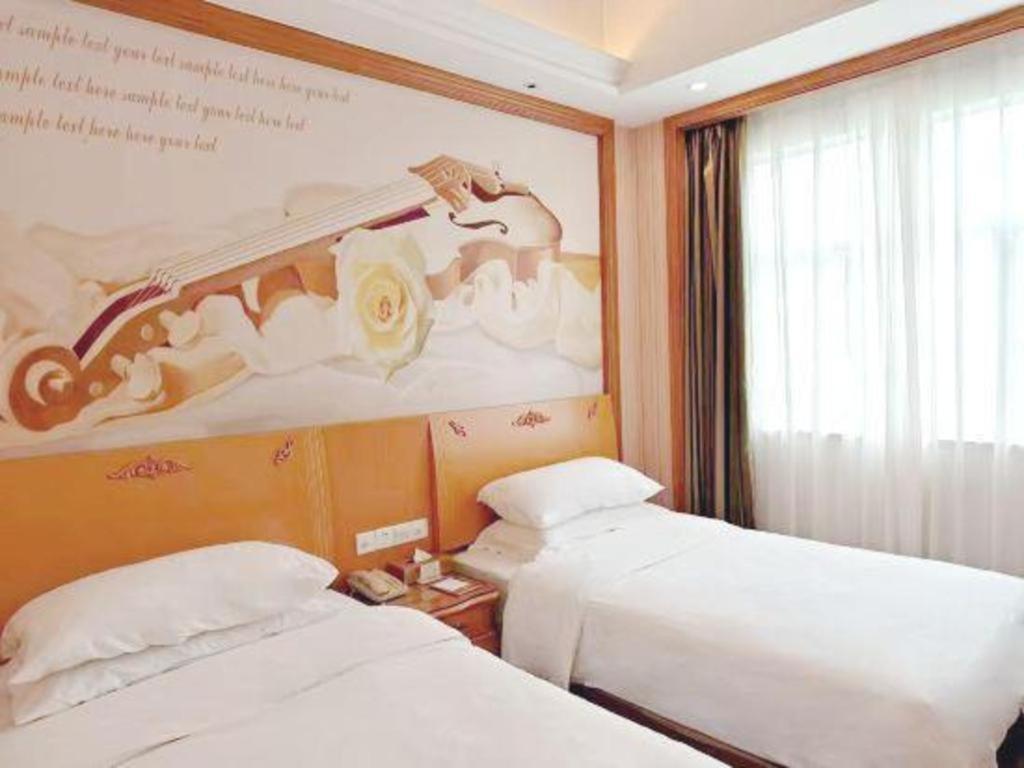 Vienna Classic Hotel Guangdong Yangxi Moon Bay Luaran gambar